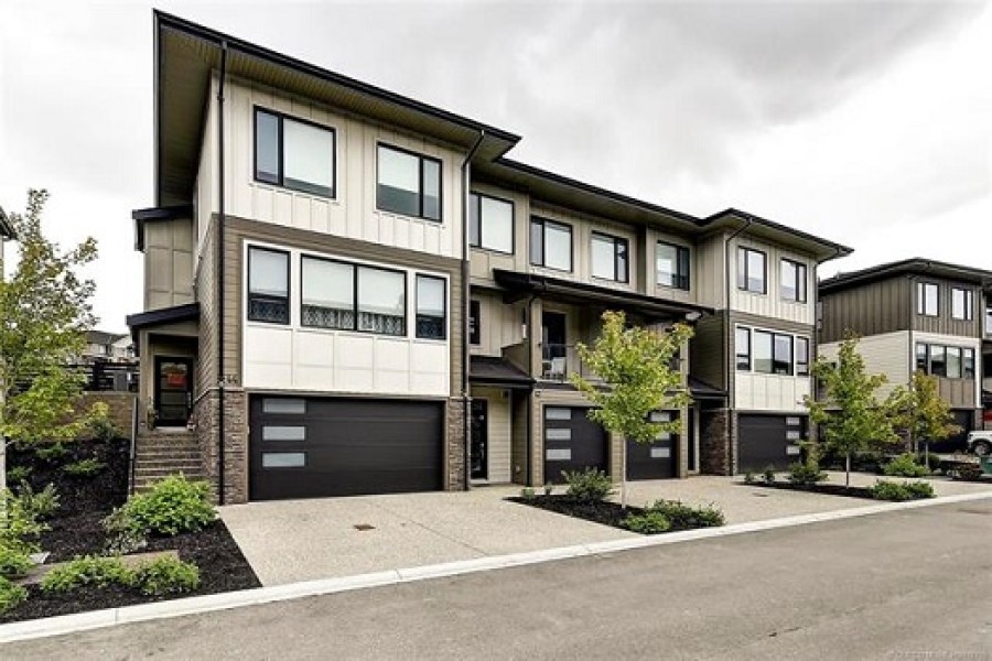 Resale pricing trends for ROCKRIDGE AT THE LAKES, Lake Country, BC