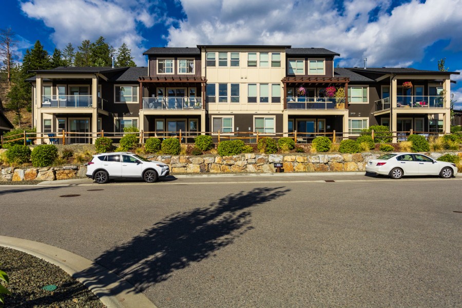 Resale pricing trends for KARA VISTA, West Kelowna, BC