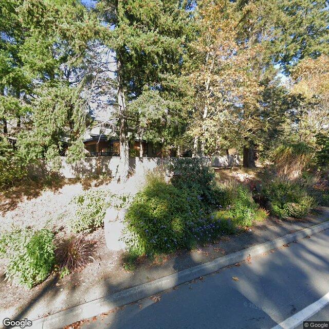 Resale pricing trends for 221 GLACIER VIEW DR, Courtenay-Comox, BC